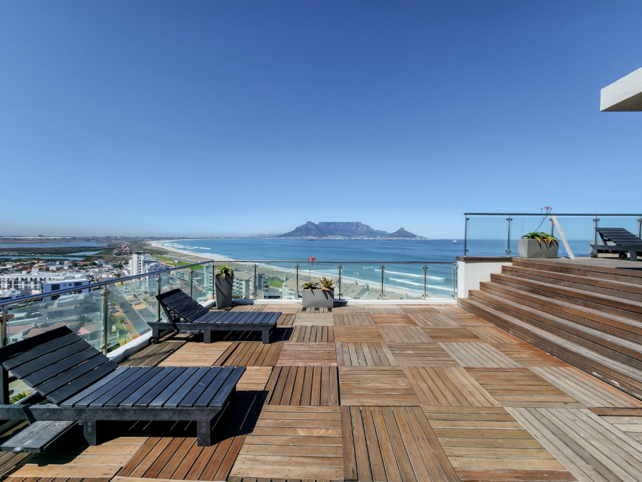 3 Bedroom Property for Sale in Waves Edge Western Cape